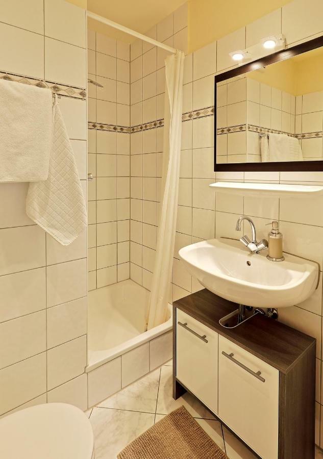 Design Apartment Naehe Duesseldorf 克雷费尔德 外观 照片